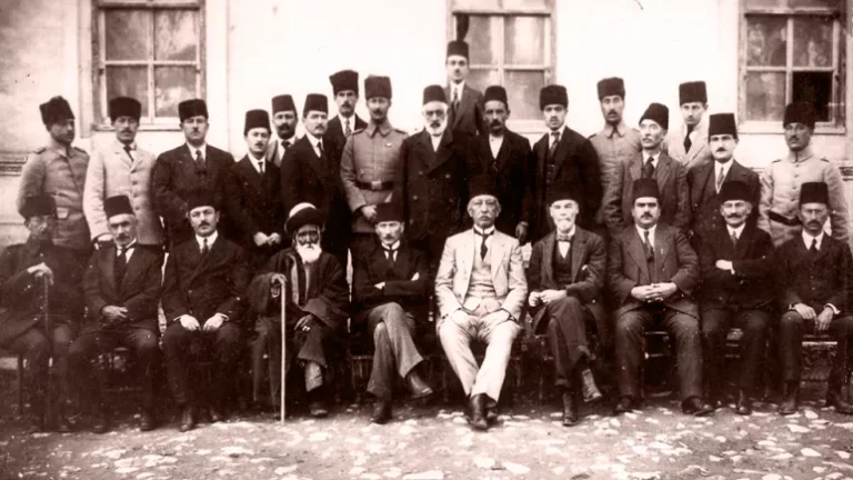 Atatürk'ün Katıldığı Kongreler